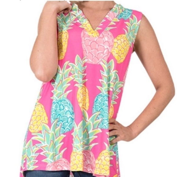 Simply Southern Charleston Size Large Sleeveless V Neck Pineapple print high low - Picture 1 of 7